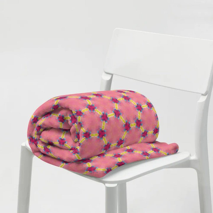Pink Honeycomb Seamless Pattern Throw Blanket product image (2)
