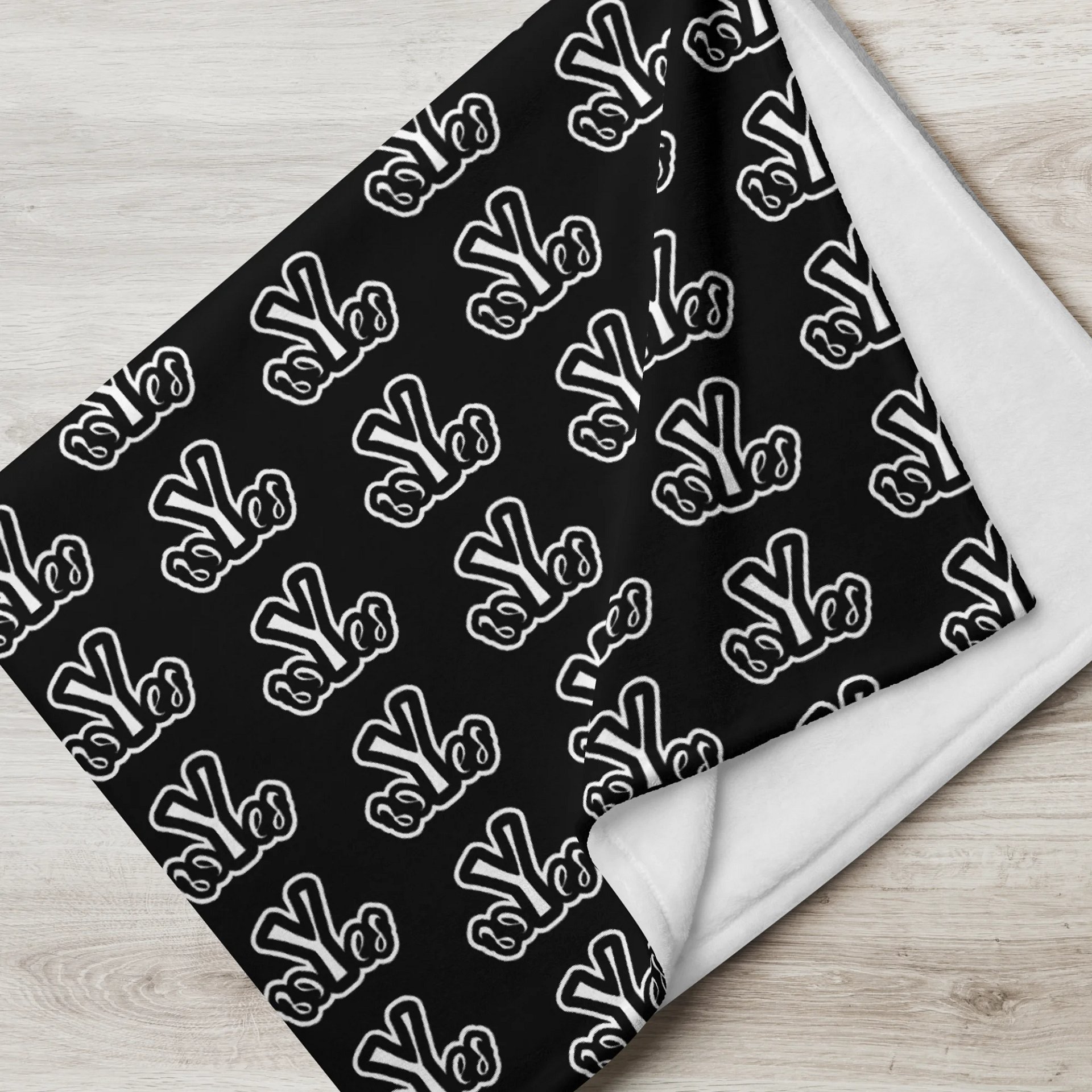 YesYes Ent. Throw Blanket product image (2)