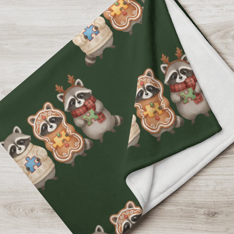 Cozy Green Fuzzy Throw Blanket – Christmas Raccoon Puzzle Design product image (5)