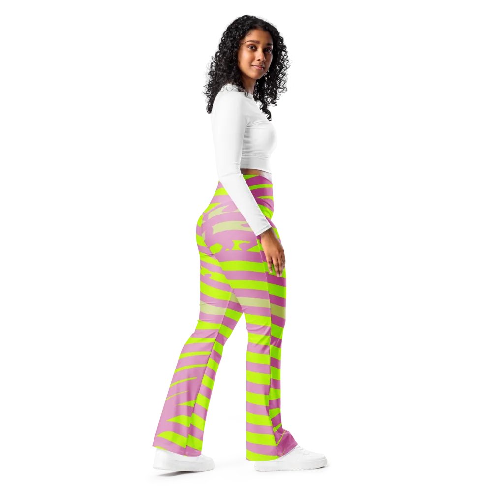 The Riley Flare Leggings product image (2)