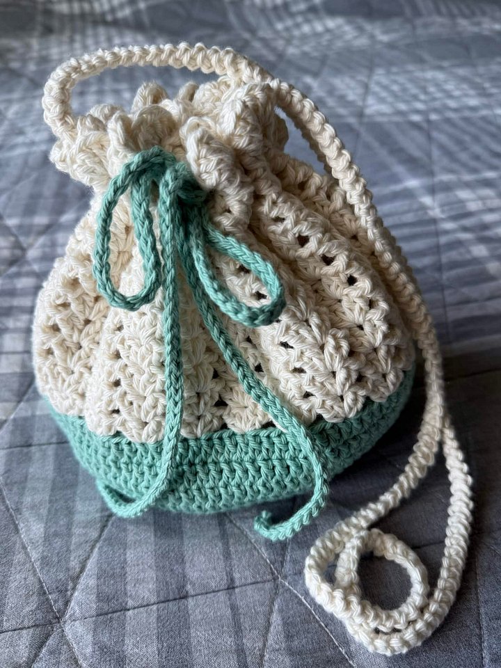 Crochet Drawstring Bag product image (1)