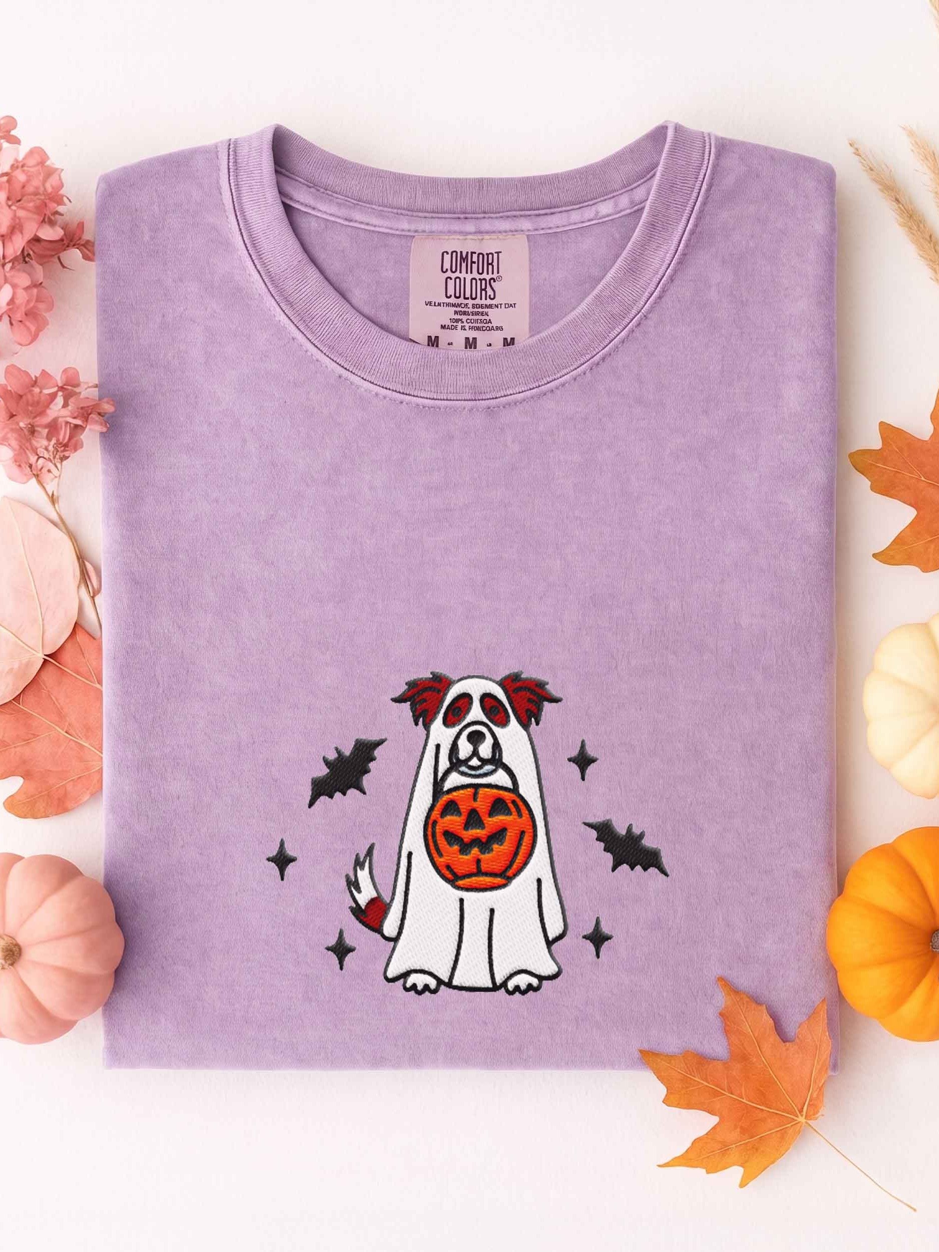Halloween Border Collie(Red & White) Embroidered T-Shirt product image (1)
