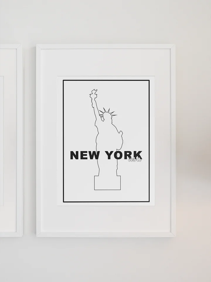 Minimalist Statue of Liberty Line Drawing, Elegant New York USA Wall Art, Simple Iconic Landmark Illustration, Modern Home Decor Print product image (1)