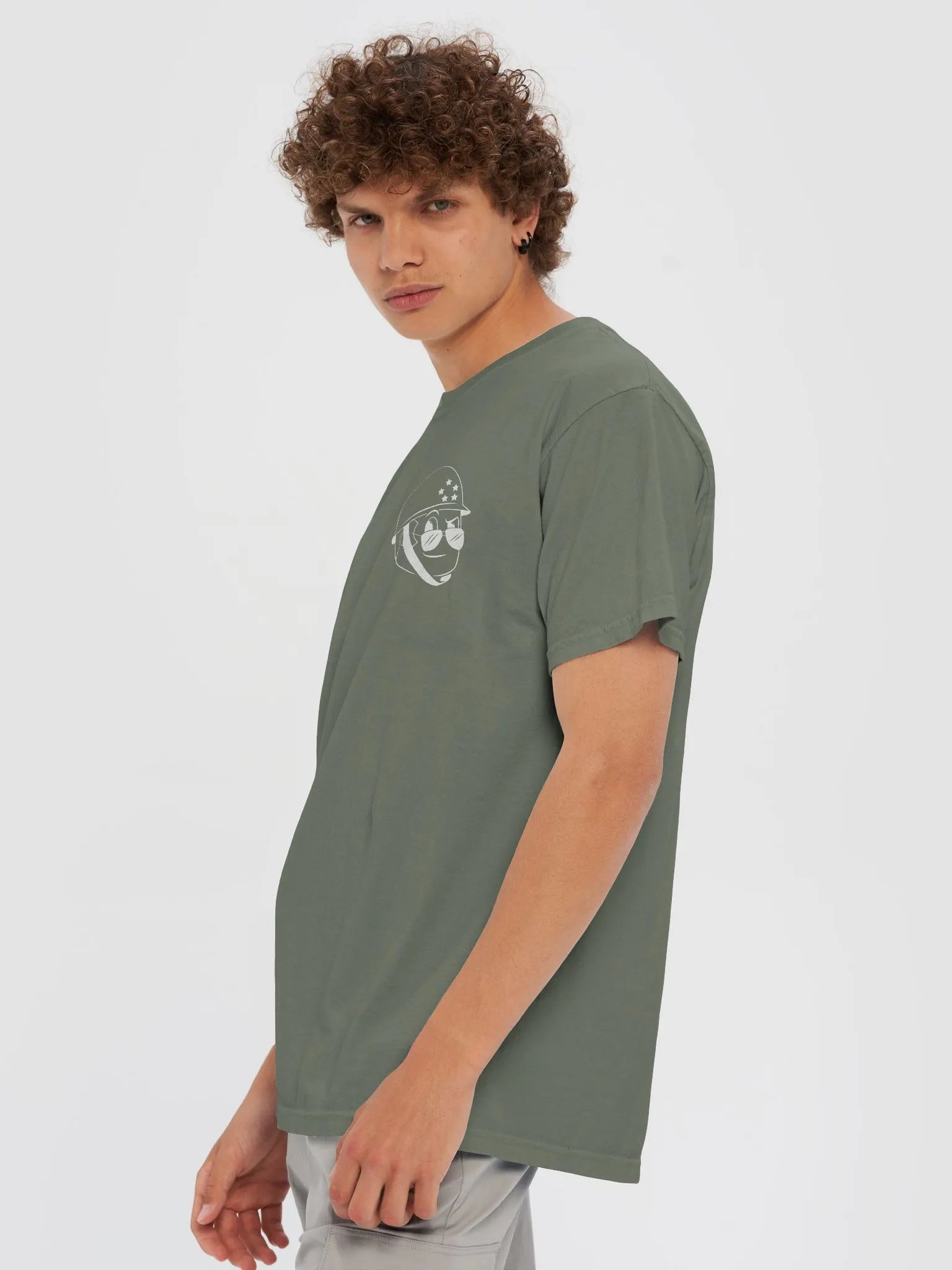 The General White Graphic T-Shirt product image (6)