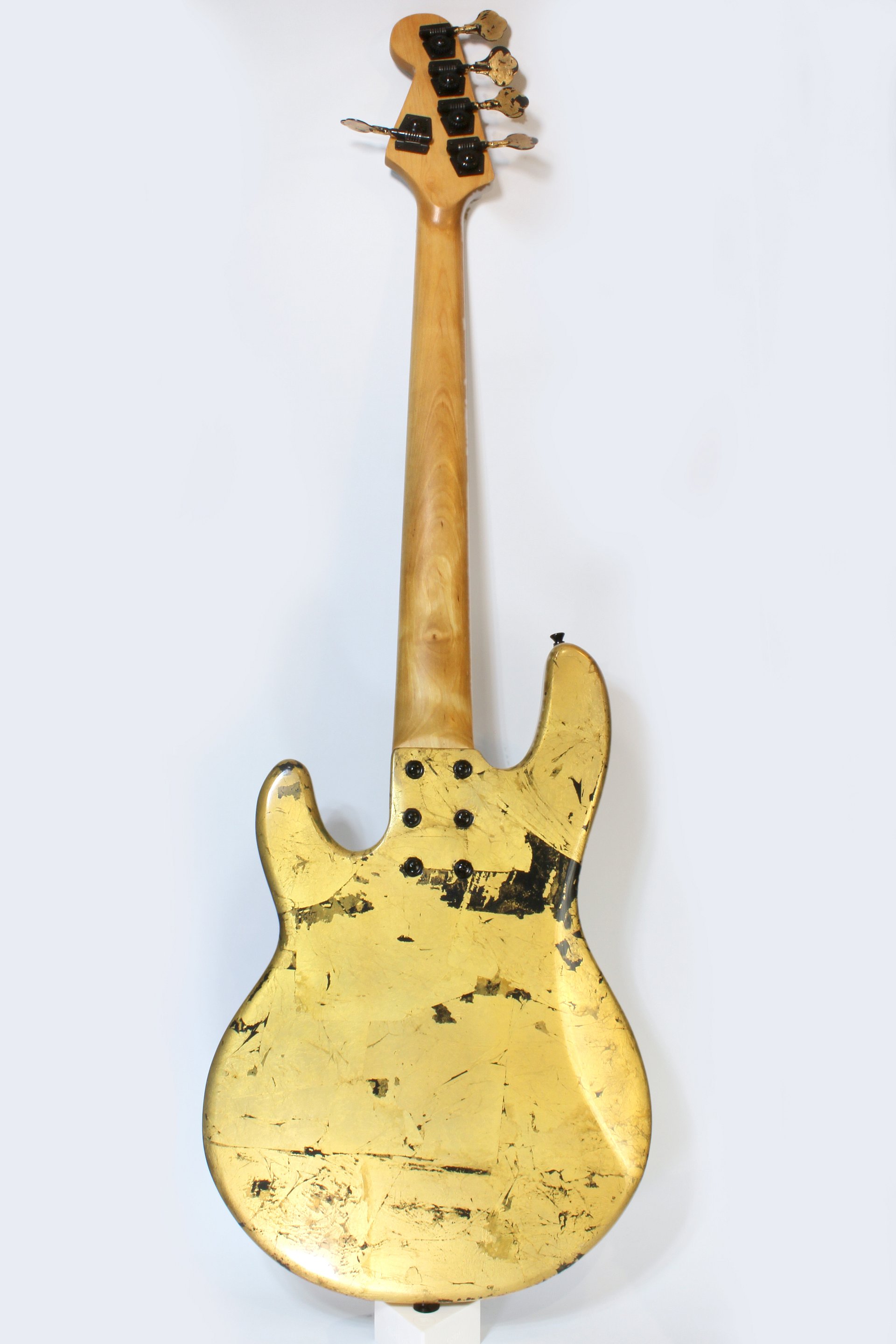 The Atlantis 5-String Bass – Handcrafted Artistry Meets Exceptional Playability product image (3)