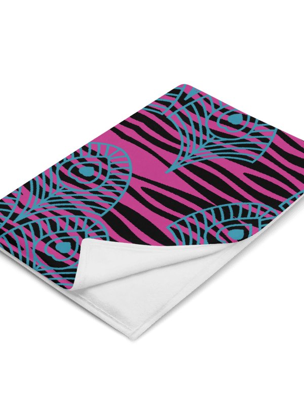 Pink Peacock Feathers Paradise Throw Blanket product image (1)