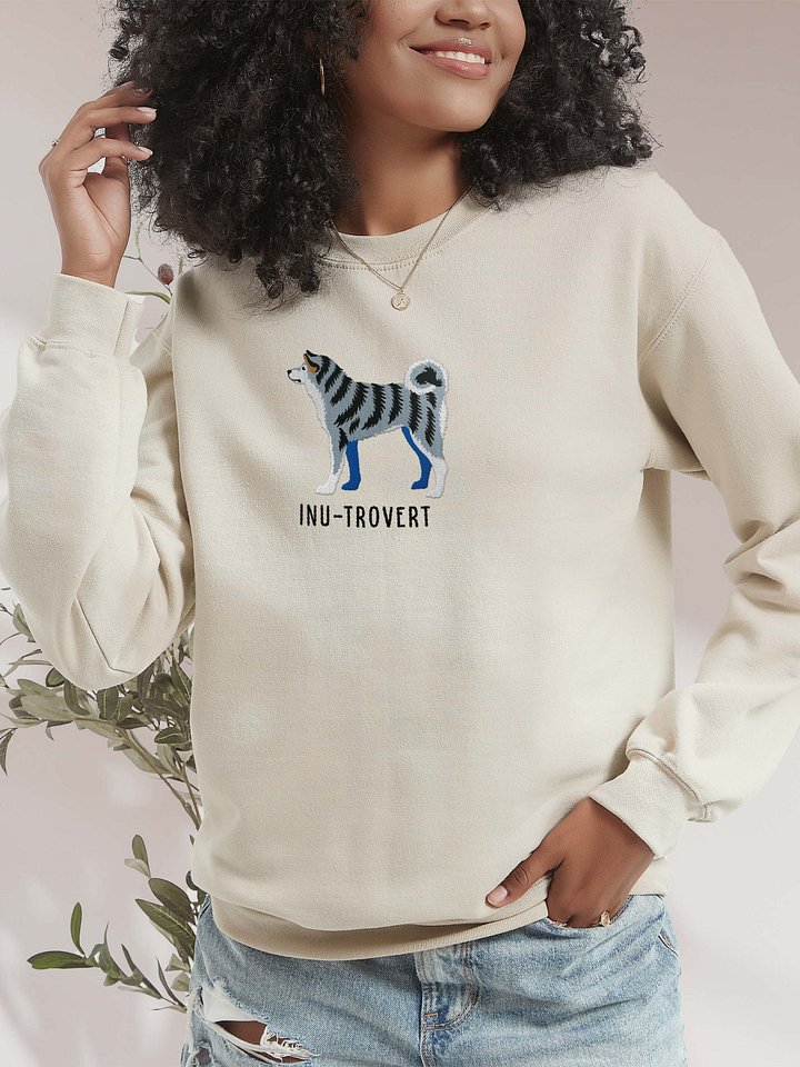Inu-Trovert Sweatshirt (Embroidered) of a Japanese Akita Inu(Blue Brindle) product image (2)