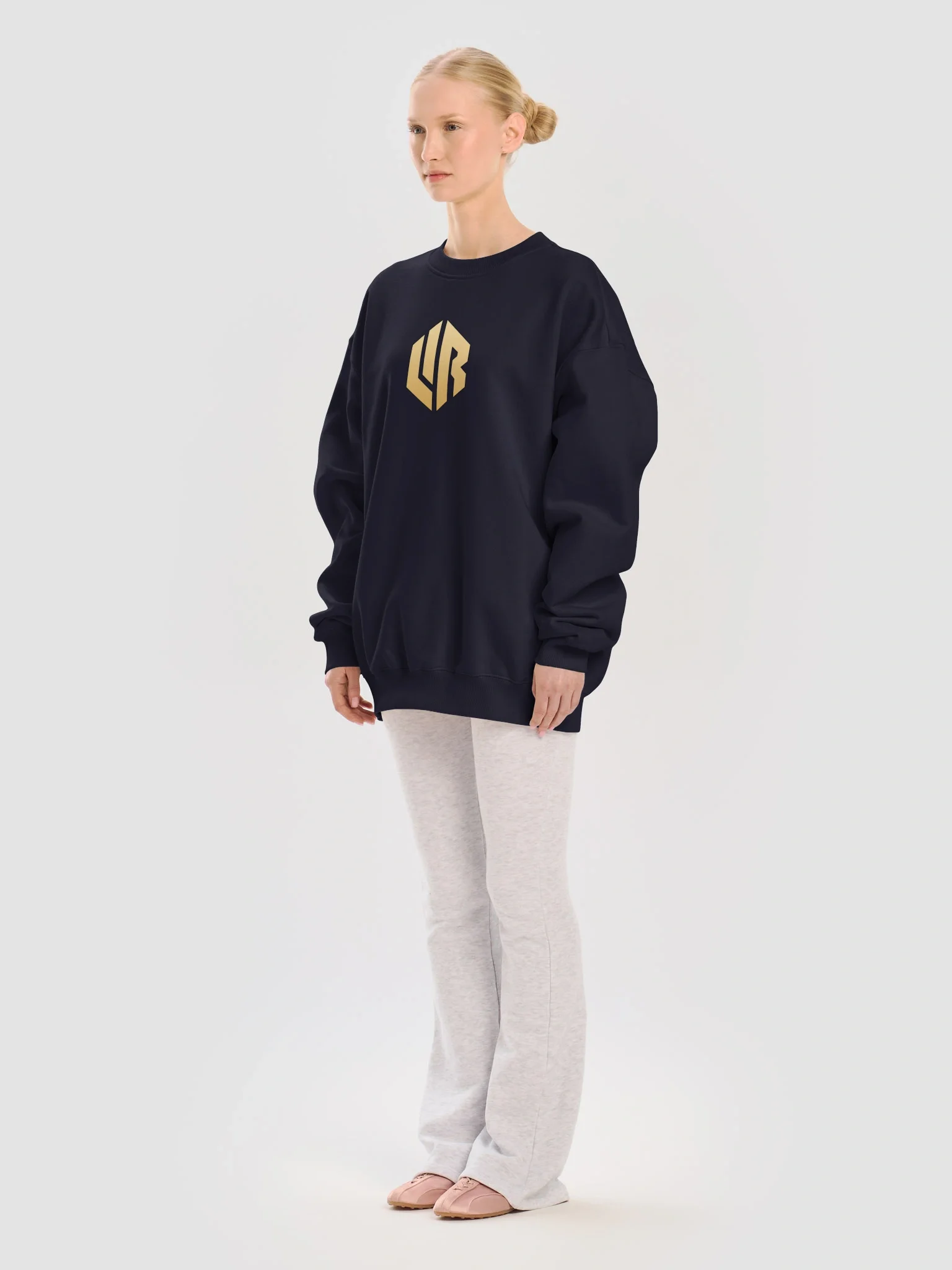 Emblem Cotton Crewneck preview 19