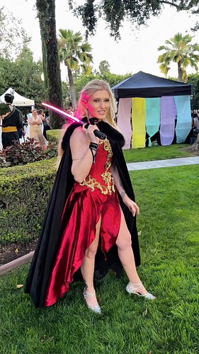 Had some fun bringing out my sword to complete my Mor look at the fantasy soirée and practiced some of my spinning. 
.
It’s a...