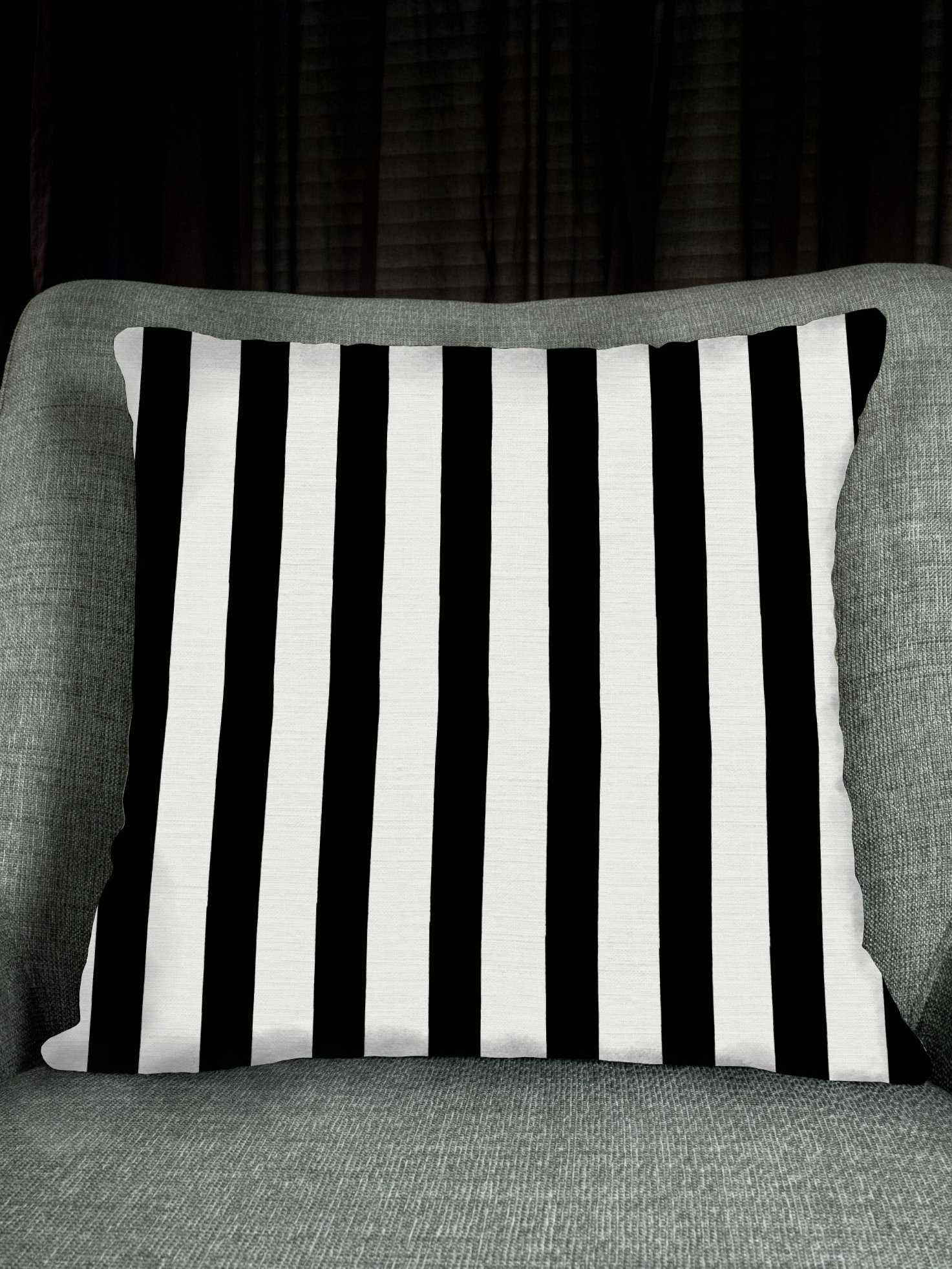 THROW PILLOW - DOUBLE-SIDED STRIPES product image (4)