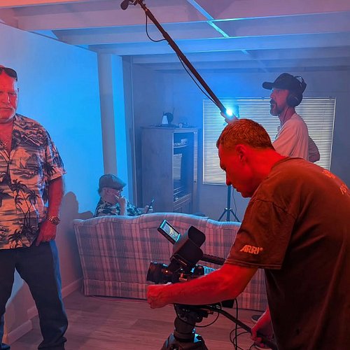 Bull prepares to skull crush anyone who dares enter, in @timewritermovie

#scifi