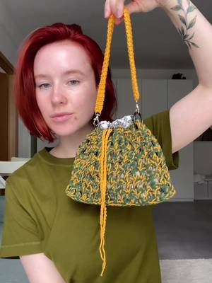 New tutorial is on my YT: crochetedbyJulia 🔗💌#crochet #crochetbag #bagpattern #crochettrend #crochetideas 