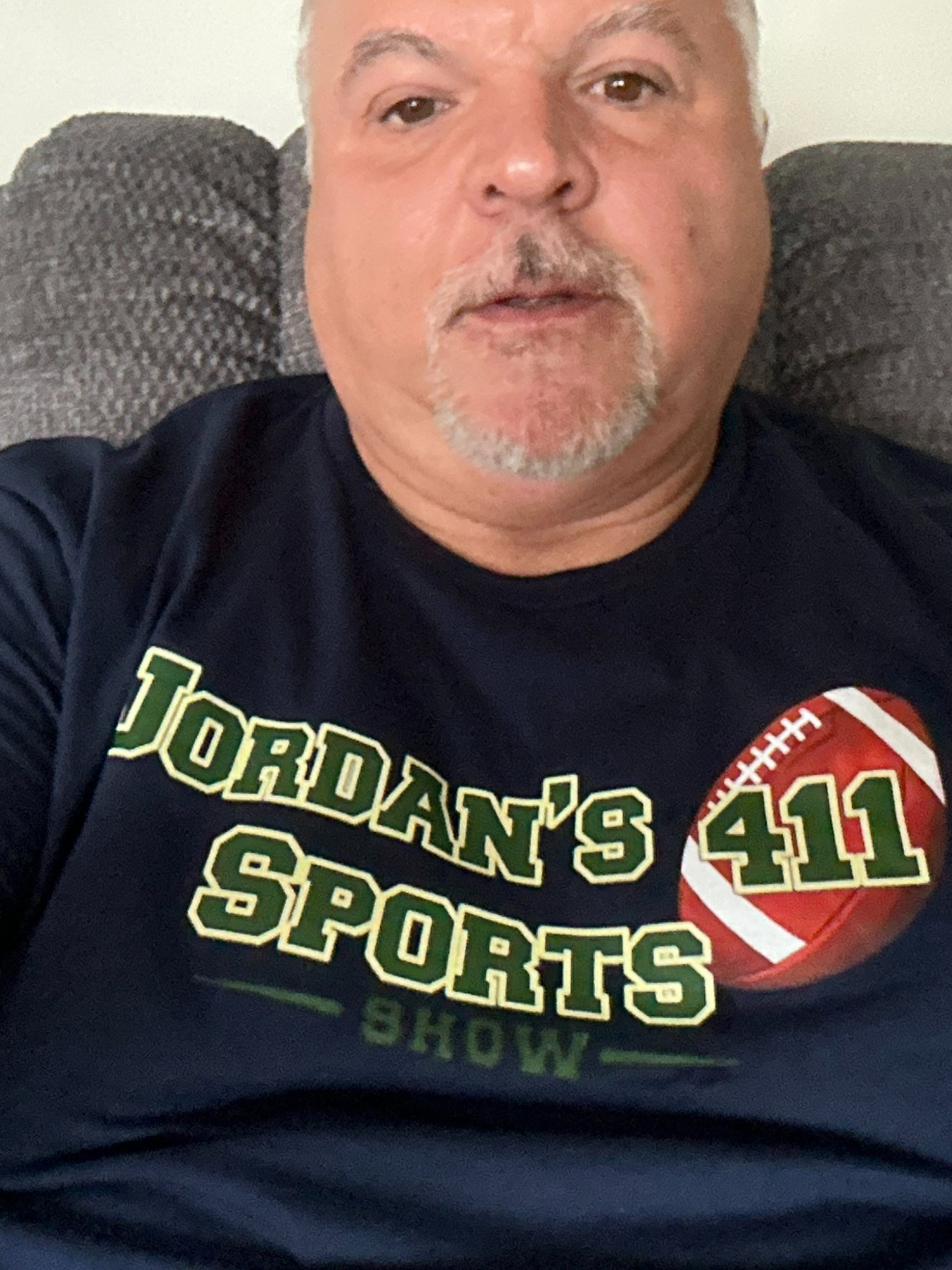 Jordan 411 Sports Softstyle T-Shirt – Everyday Fit Tee product image (4)