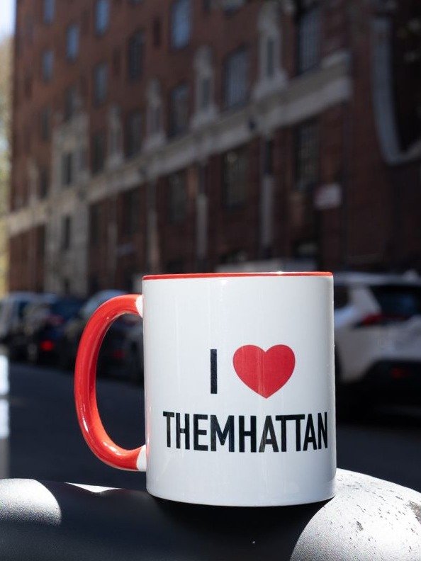 I ♥ THEMHATTAN Mug (11 oz) product image (1)