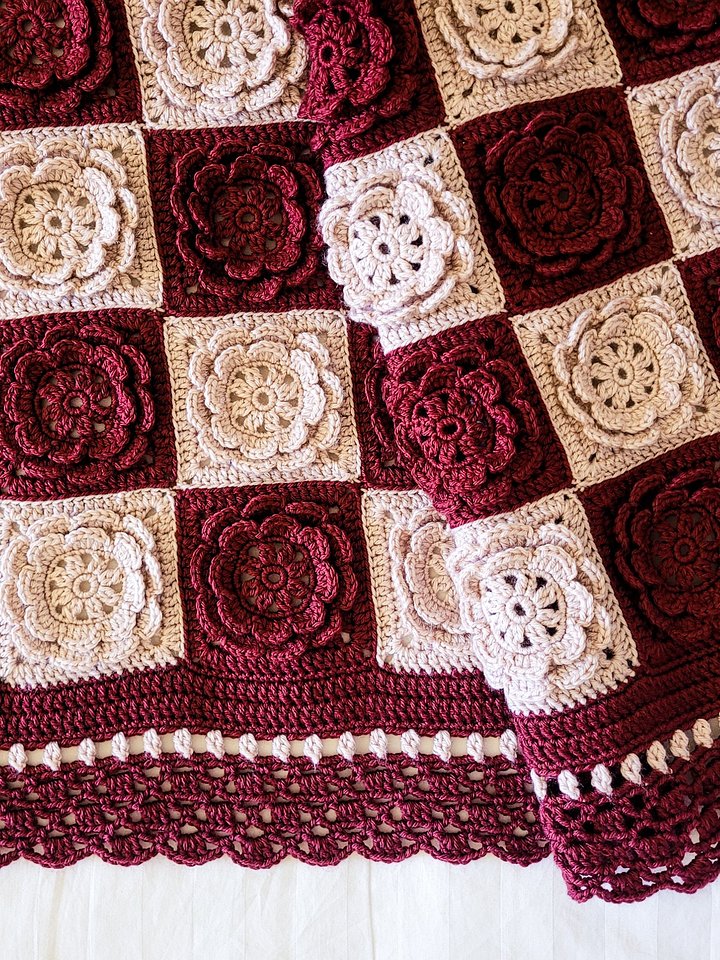 Checkered Rose Blanket Crochet Pattern product image (1)