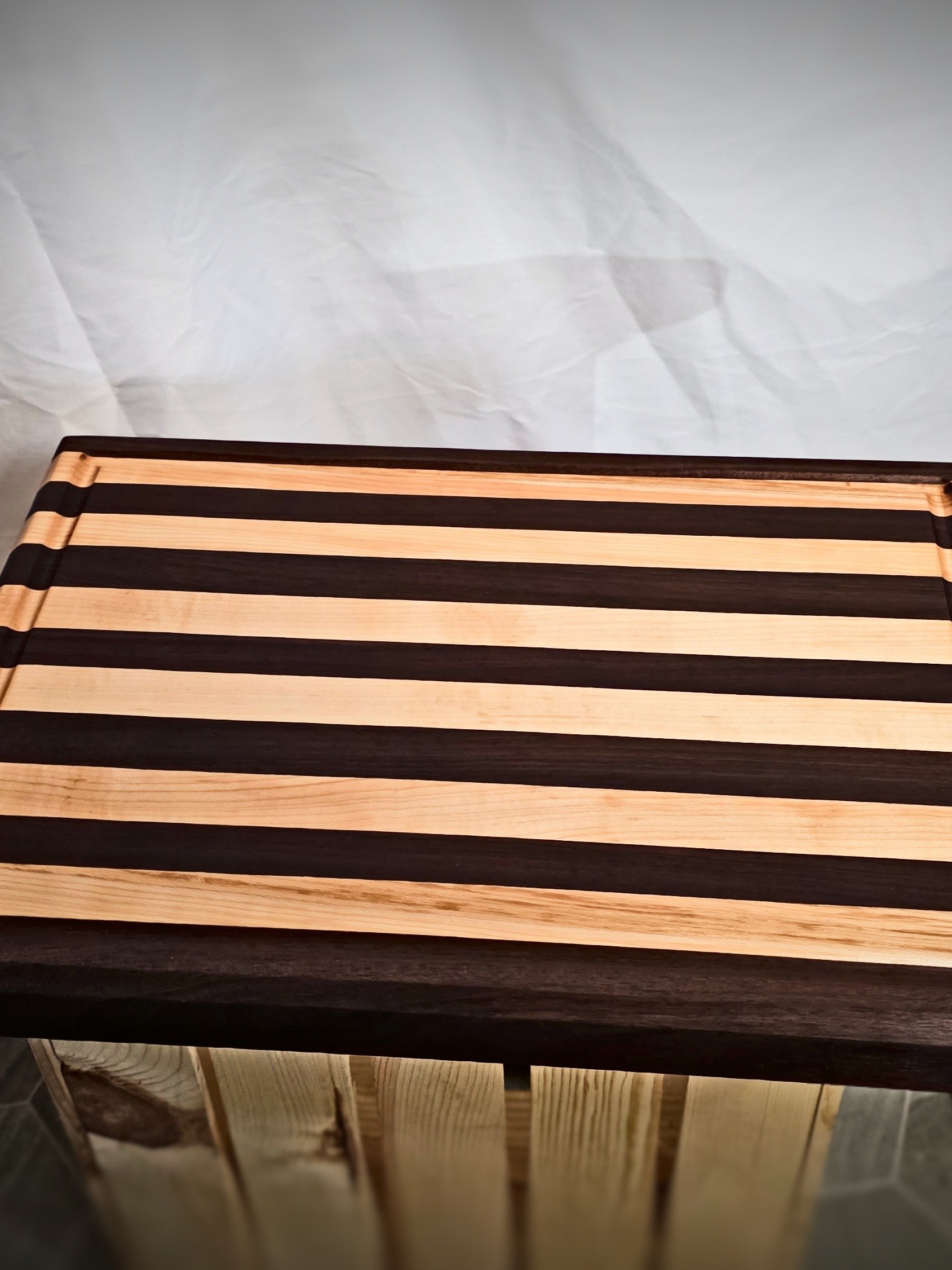 Large Edge Grain Cutting Board product image (1)