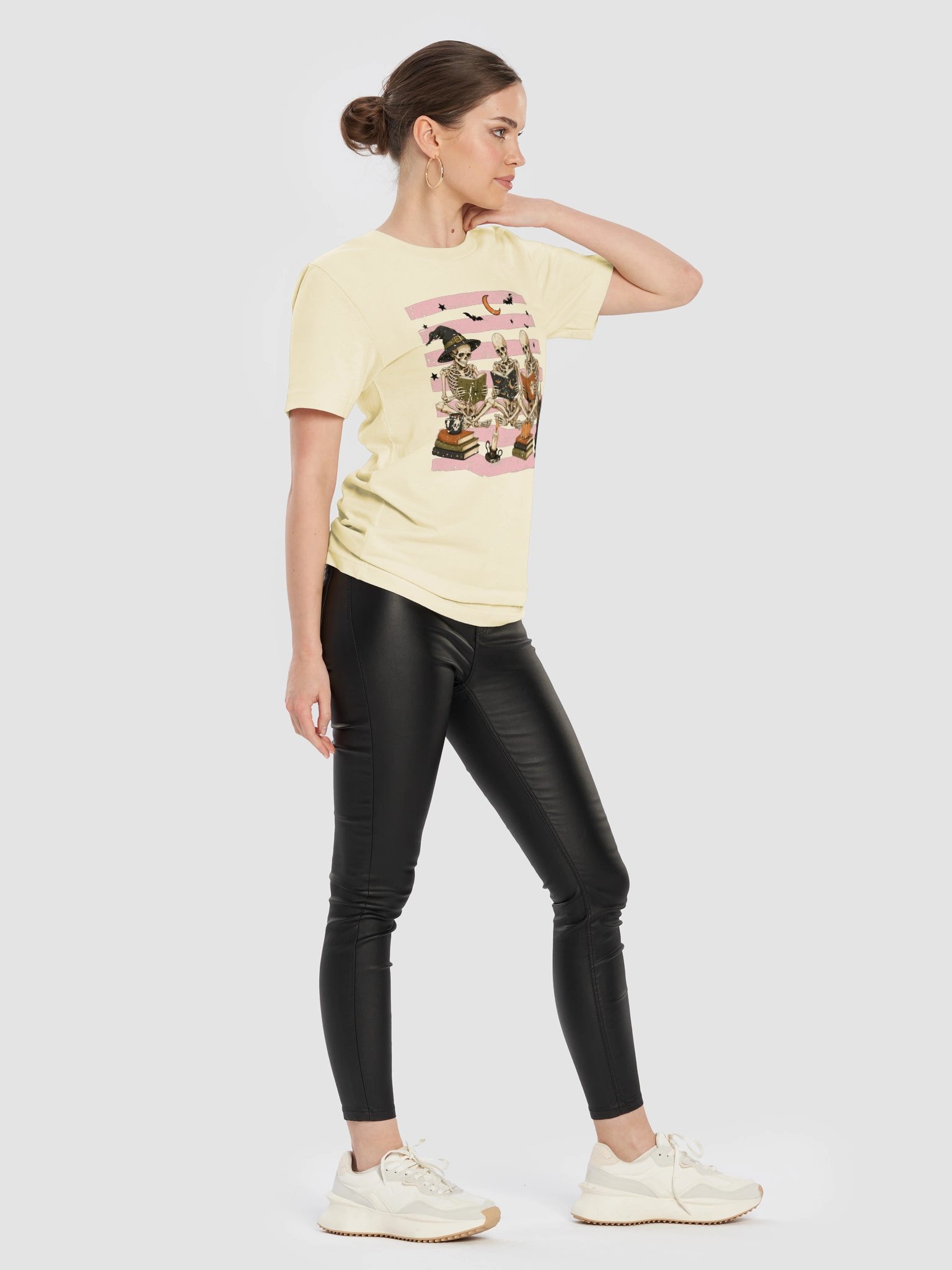 Spooky Skeleton Book Club T-Shirt | Halloween Reading Tee product image (10)