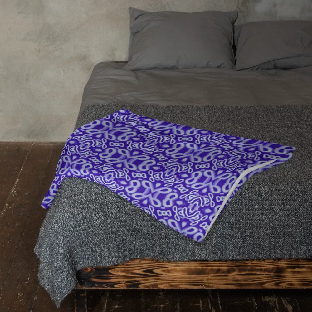 Elegant Purple & White Seamless Patterned Throw Blanket product image (1)