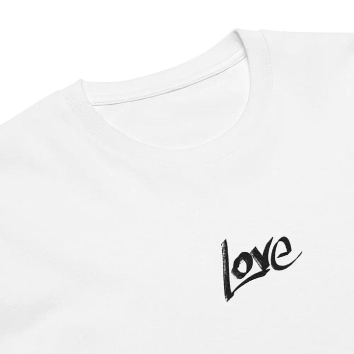 Love - T Shirt - Light Mode product image (2)