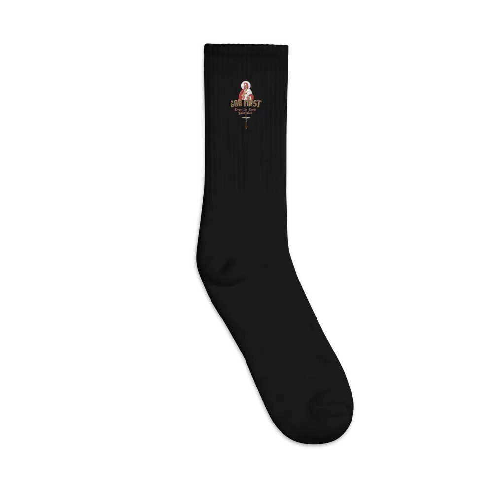 Divine Heart Embroidered Crew Socks product image (1)