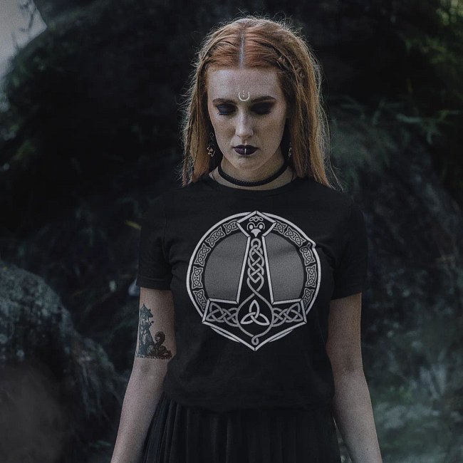 Mjölnir Clothing