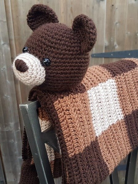Woodland Bear Crochet Baby Blanket Pattern - Amigurumi Toy PDF Pattern - Crafting Happiness product image (4)