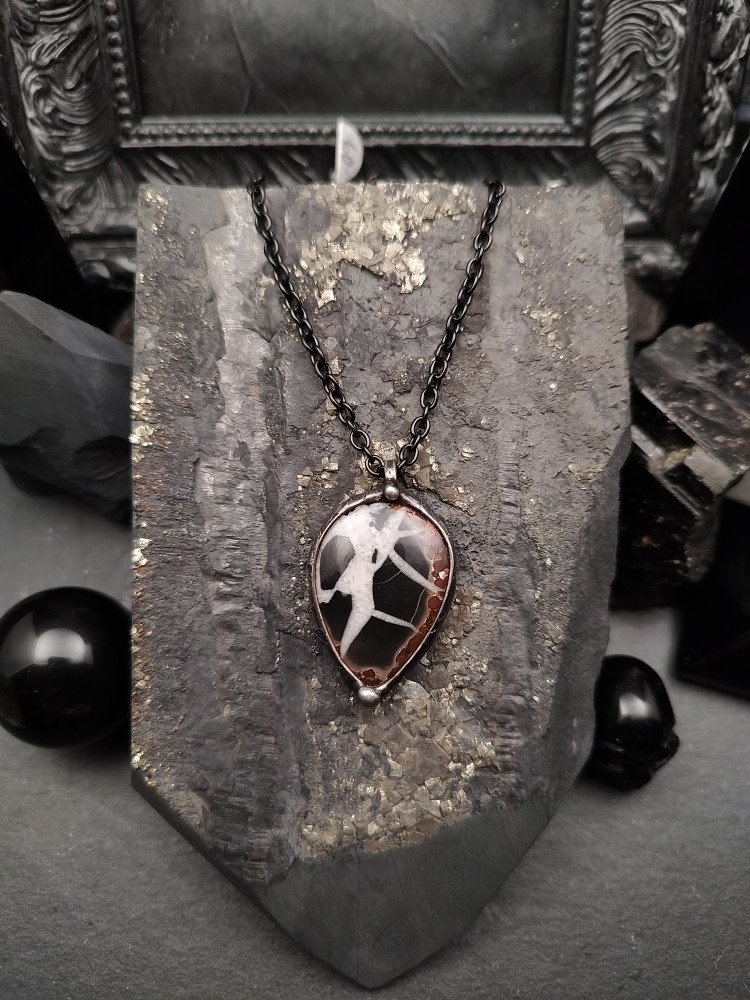 Sorcery Talisman - Septarian Shield product image (4)