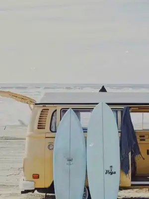 🌊 Some people wait all year for summer. We live it every day. Sun-faded tees. Salt in the air. Endless coastlines. Late sunsets. The feeling of freedom that never really leaves. Breakpoint isn't just surfwear. It's a reminder that summer is a mindset. ☀️ 👇 Tell us: If you could be anywhere right now, would you choose the beach? #BreakpointSurf #SurfLifestyle #EndlessSummer #SurfCulture #BeachLife                         