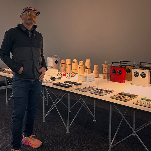 Went to @teenageengineering headquarters in Stockholm 🇸🇪 to pick up my repaired OP-1 field. Cool to see their office and get ...