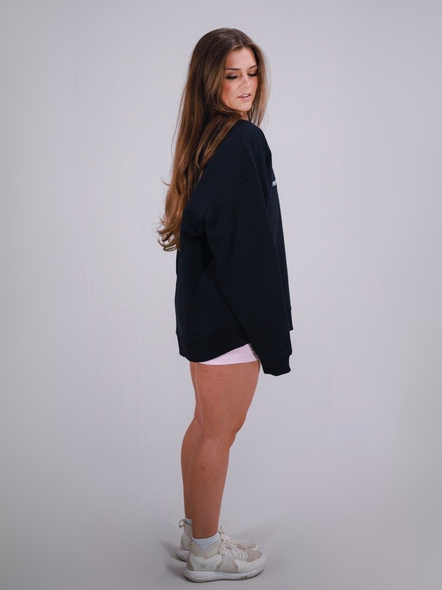 THE Social Media Girl Crew Neck product image (4)