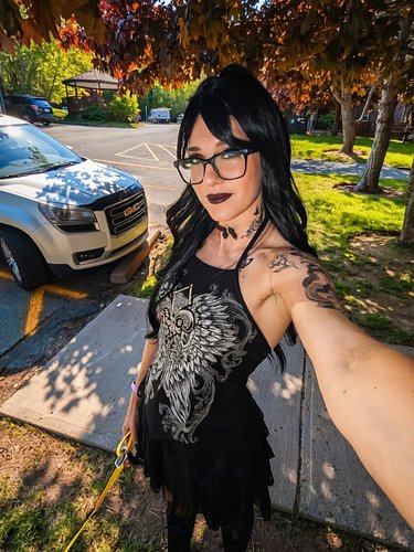 In my goth girl era?? 🖤
•
•
No but really this was such a fun transformation to do! I've always been a pretty basic chick, no...