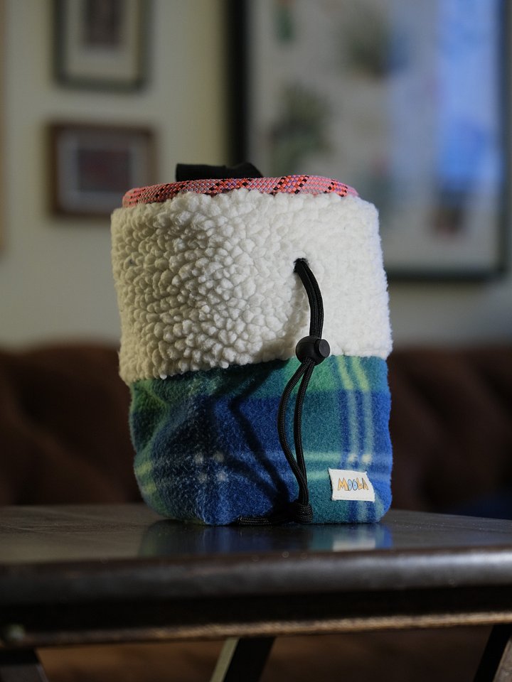 Sheepy Flannel Chalk Bag product image (1)