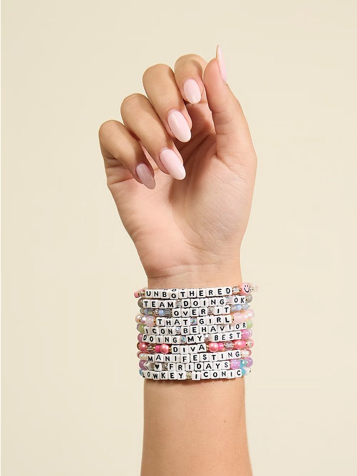 Manifesting Bracelet product image (2)