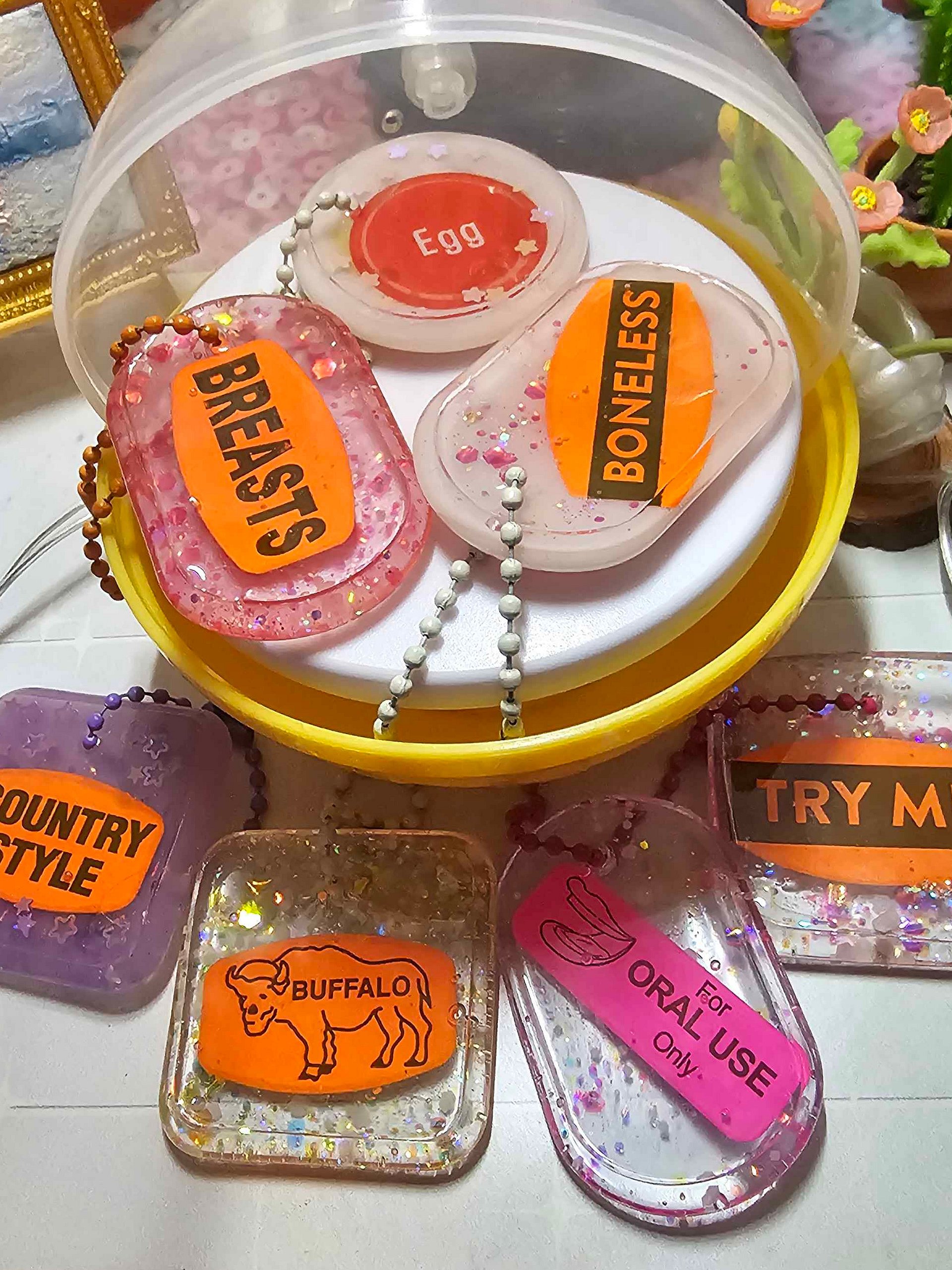 Stickers suspended in resin keychains product image (2)