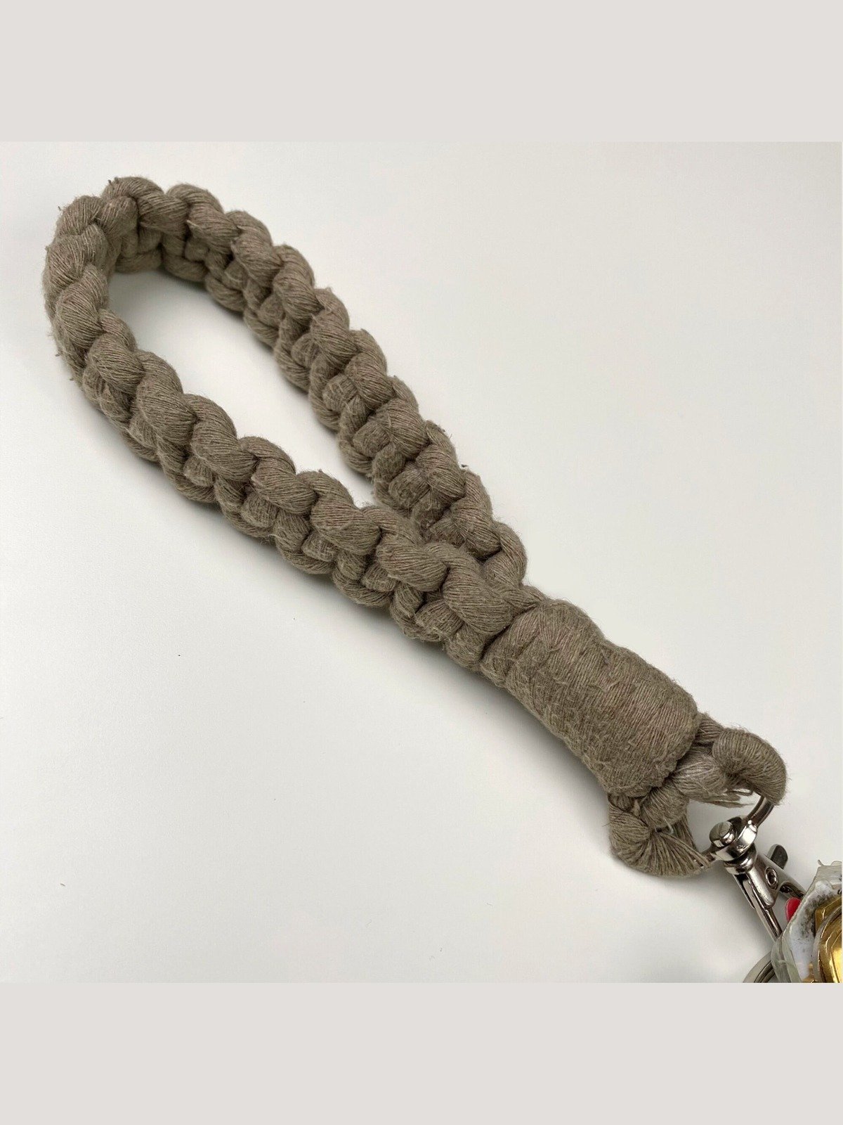 Macrame Wristlet Keychain (Digital PDF Pattern) product image (1)