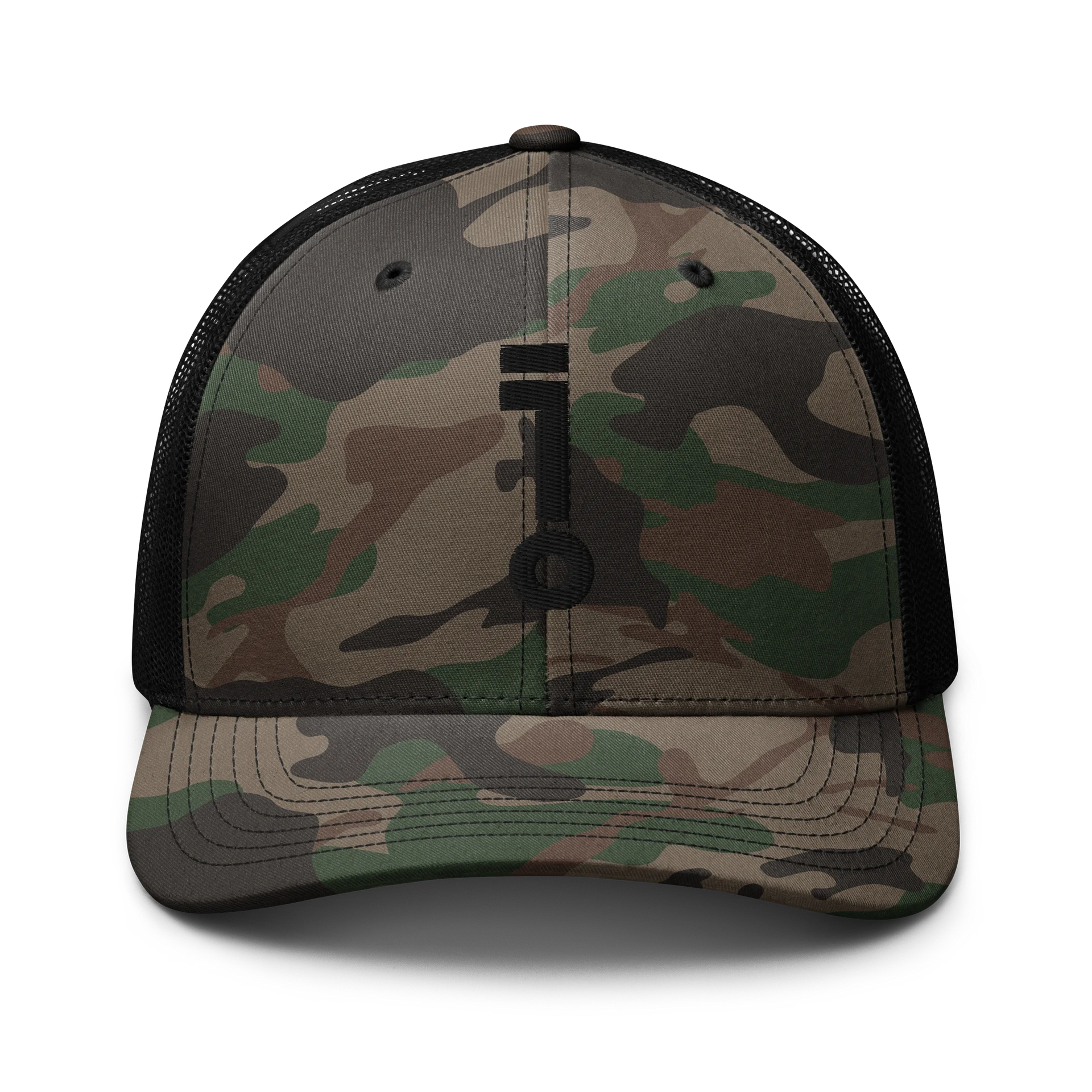 quay icon camo hat product image (1)