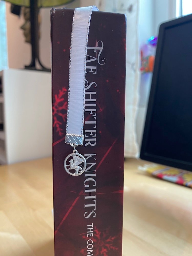 Fae Shifter Knights Collector Box product image (7)