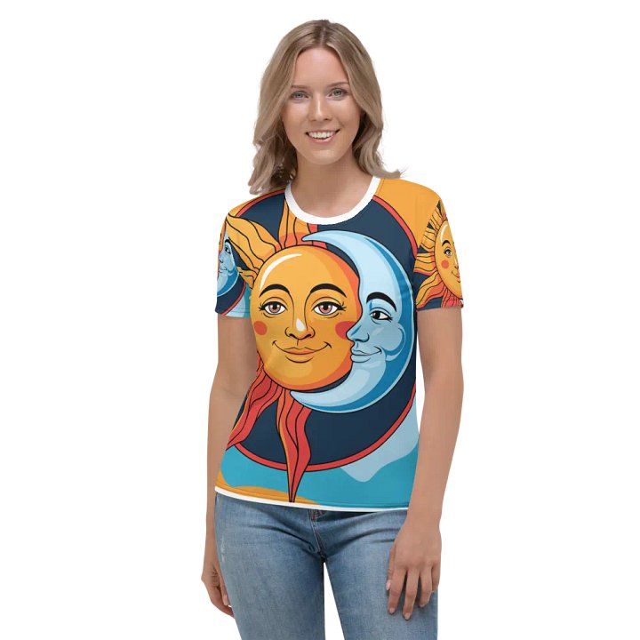 Graphic T-shirt product image (2)