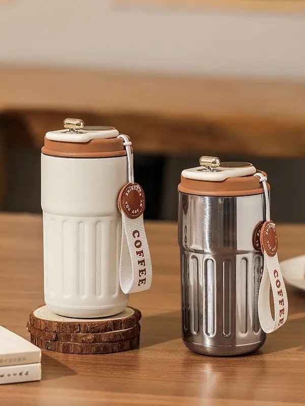 FuraStore Smart LED Coffee Tumbler – 17oz Insulated Travel Mug with Temperature Display product image (12)