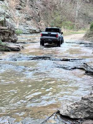 Enjoying life!!!! #offroad #fyp #jeep #gladiator