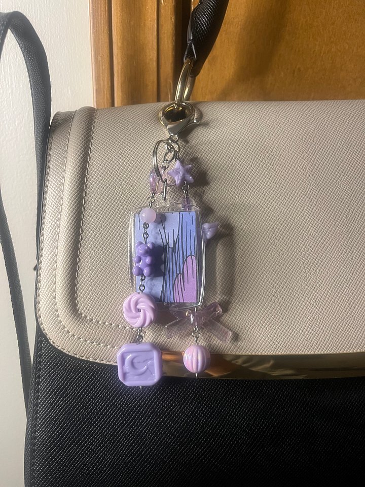 A Night In Thneedville Deluxe Bag Charm product image (2)