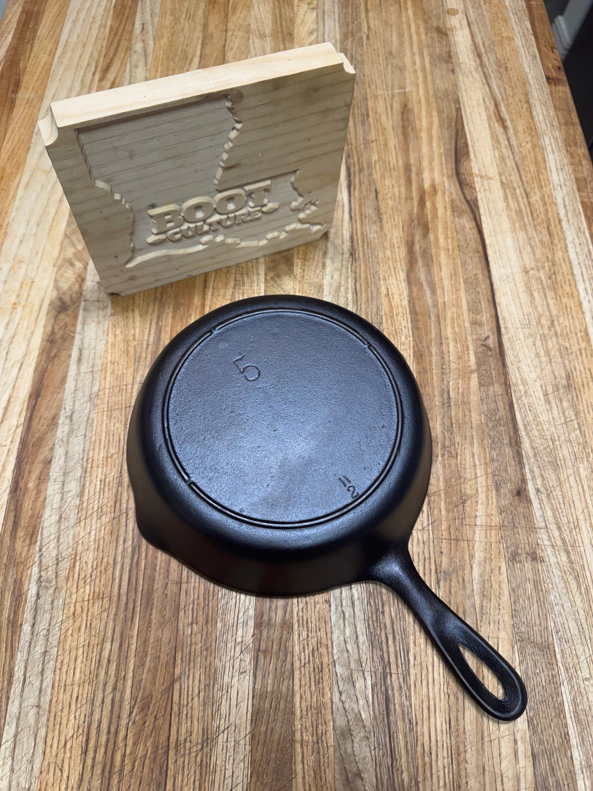 Vintage 3-Notch Lodge #5 Cast Iron Skillet (SOLD) product image (1)
