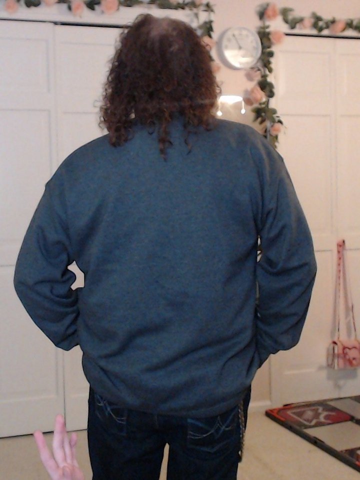 henry on your heart unisex sweatshirt product image (2)