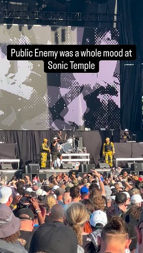 Chuck D and Flavor Flav though. I felt privileged to be there. Amon Amarth to this was quite a transition! #publicenemy #flav...
