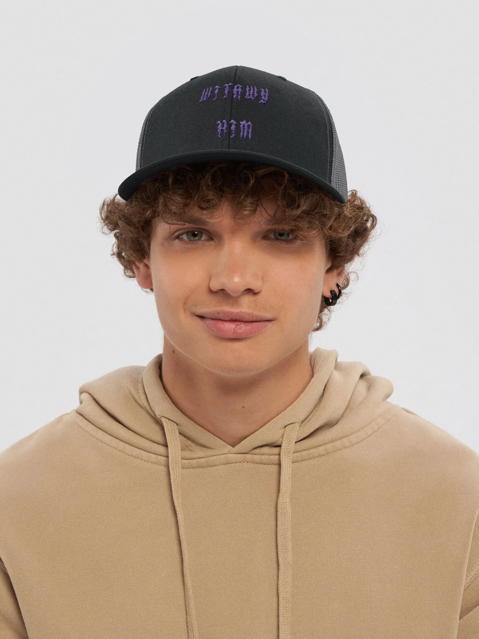 witawy him trucker hat product image (5)