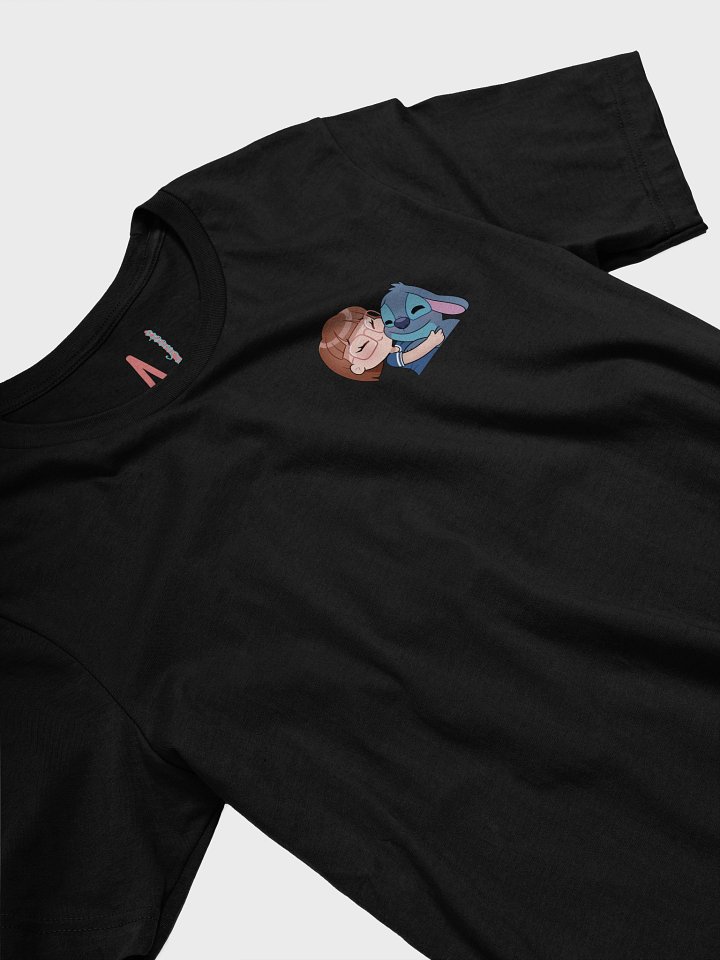 Hug T-Shirt product image (1)