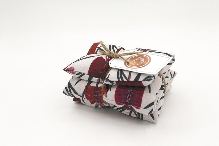 Heat Bag and Cold Pack - Bottlebrush - Medium product image (1)