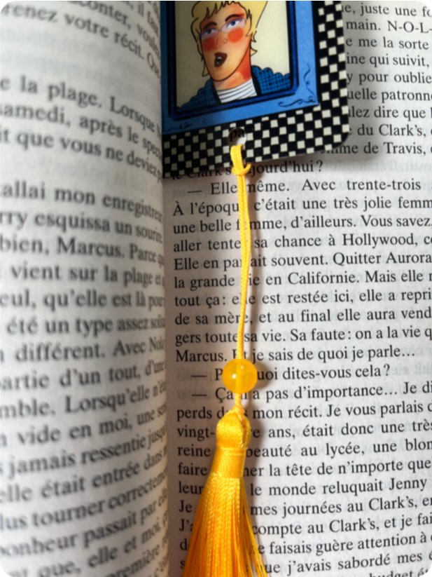 The Romantics exclusive bookmark product image (1)