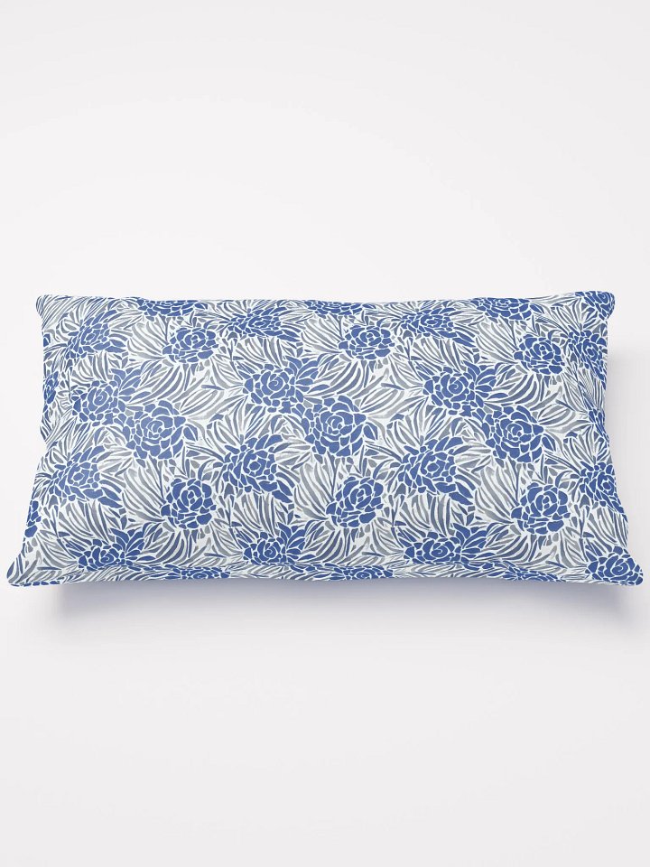 Blue Roses Basic Pillow product image (2)
