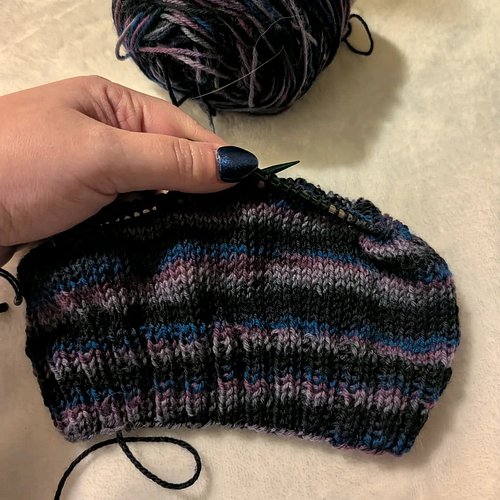 It isn't cold enough (yet) to wear my thicker hats and I've been really loving the way the lighter hats sit. So, I'm making a...